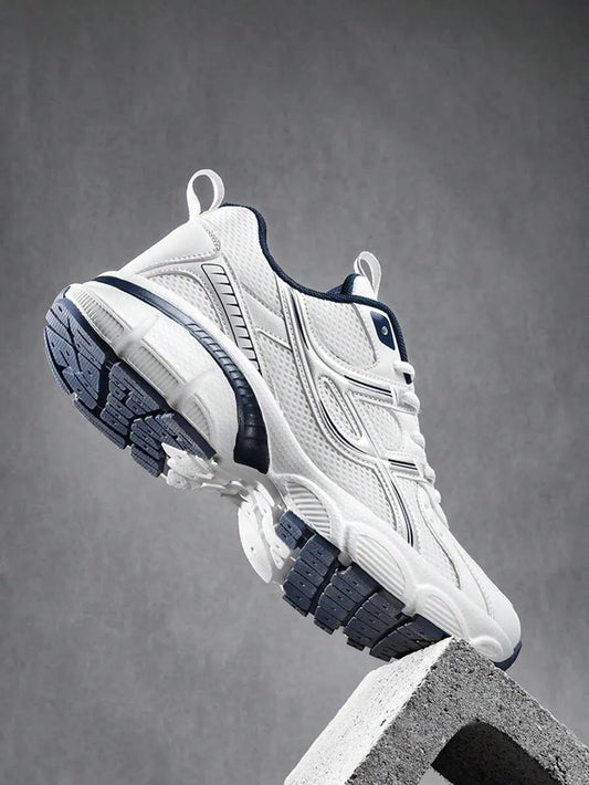 Komfortable sneakers Hvit